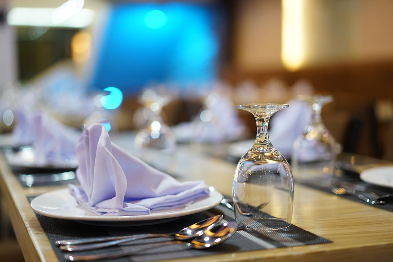 Kew Hotel Tagbilaran Zewnętrze zdjęcie