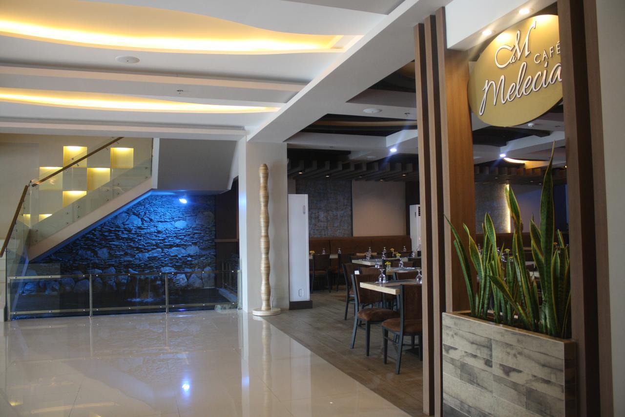 Kew Hotel Tagbilaran Zewnętrze zdjęcie