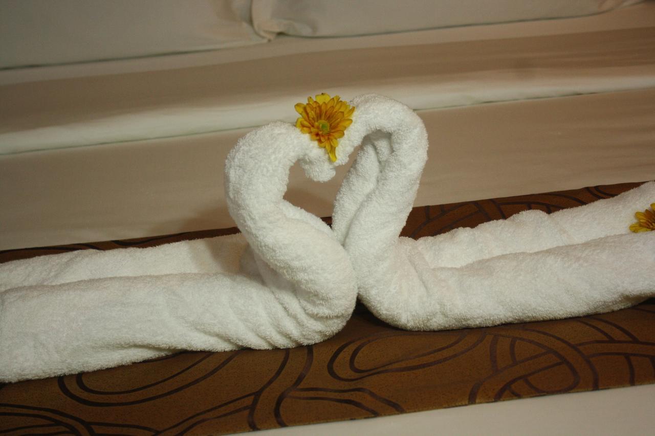 Kew Hotel Tagbilaran Zewnętrze zdjęcie