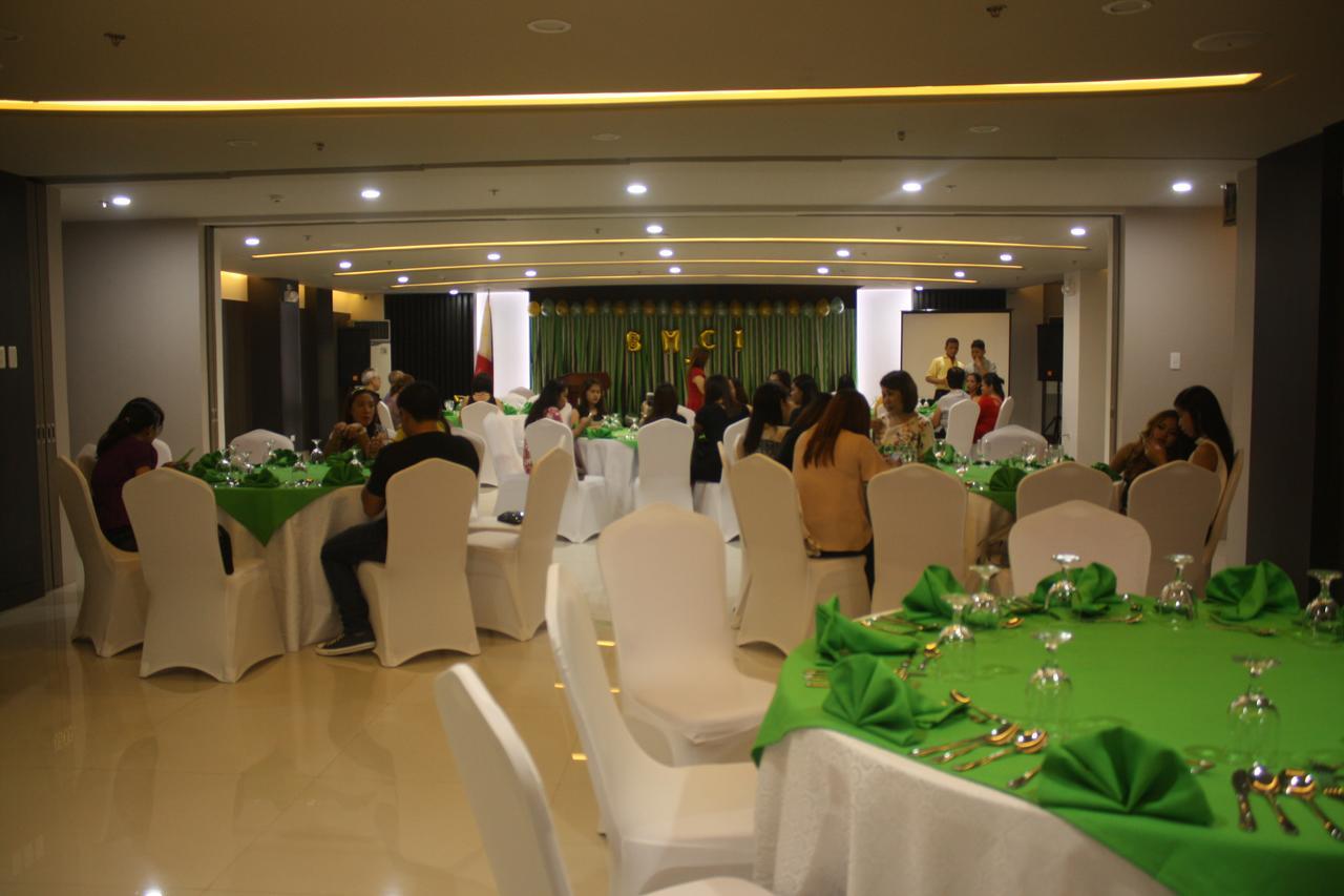 Kew Hotel Tagbilaran Zewnętrze zdjęcie